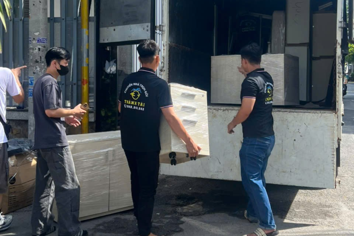 Chuyển Nhà Có Xe Tải