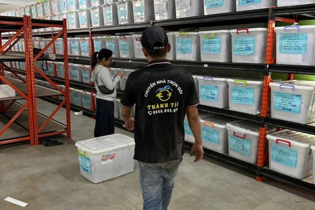 chuyển kho xưởng quận 1