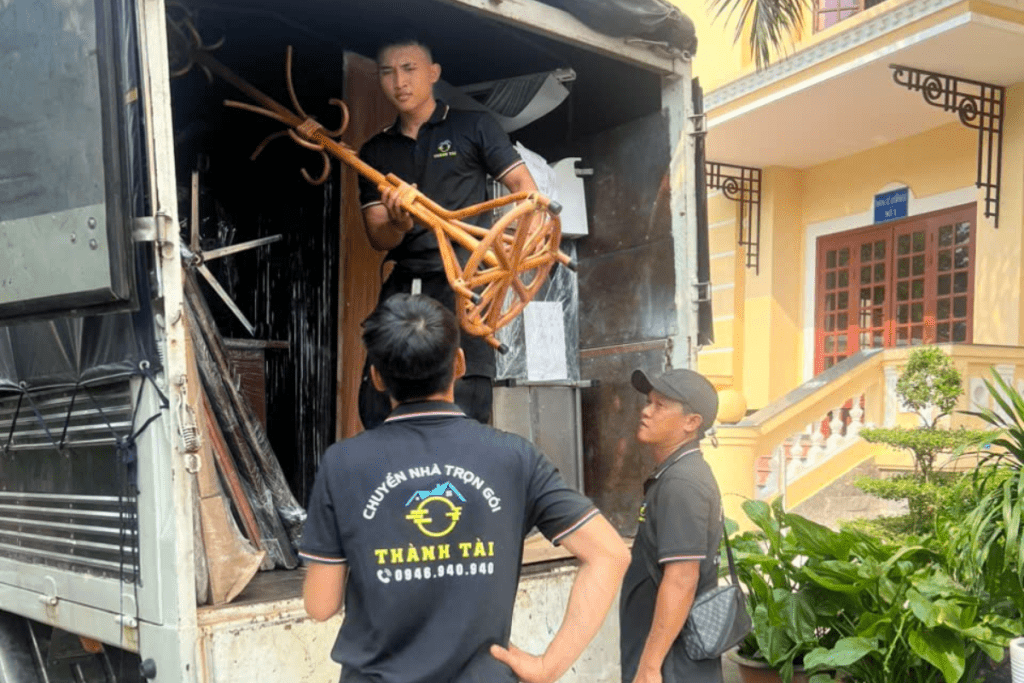Xe Tải Quay Đầu Đi Tỉnh Giá Rẻ