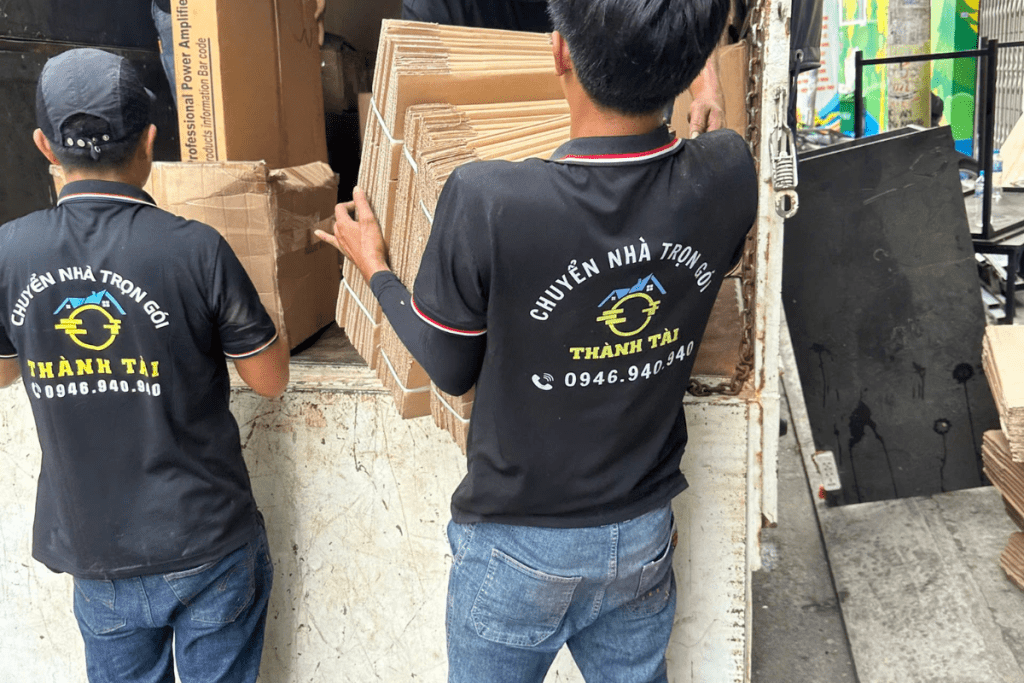 Dịch Vụ Thuê Người Bốc Xếp Theo Giờ