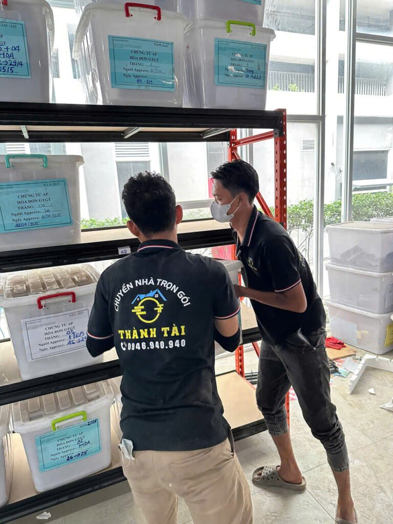 So Sánh Tự Chuyển Kho Và Thuê Dịch Vụ Chuyển Kho Trọn Gói